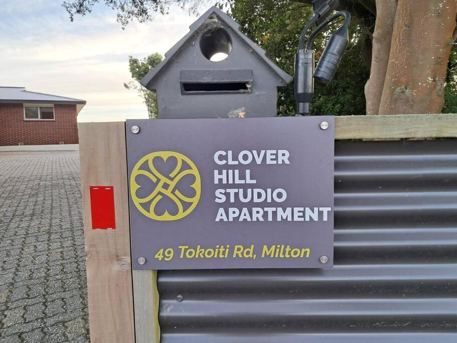 Clover Hill Studio Apartment Milton Экстерьер фото